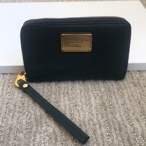 Marc by Marc Jacobs wallet/phone holder